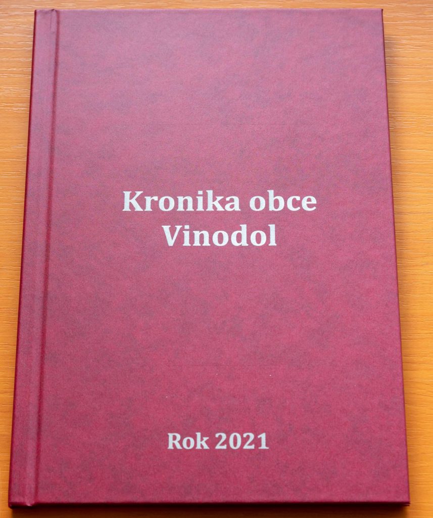 Slovenská kronika 2022 kategória A 01 Kronika obce Vinodol 2021 náhľad